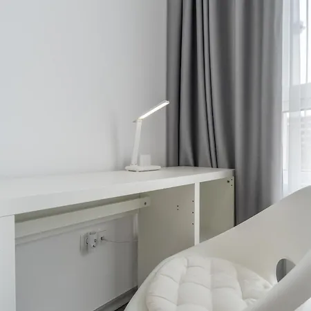 Cardinal Apartment *