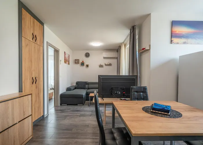 Cardinal Апартамент София